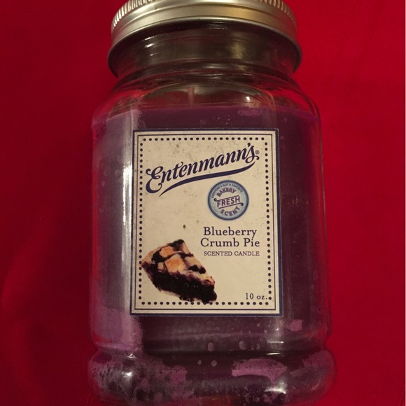 New - Entenmann’s Scented Jar Candle - Blueberry Crumb Pie - Picture 2 of 4